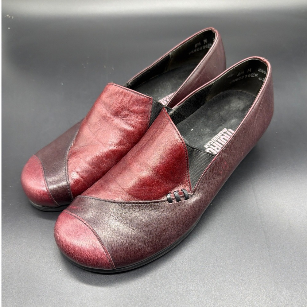 Munro American Womens 8.5 M Burgundy Leather Slip On Loafers Shoes 2963 USA Made